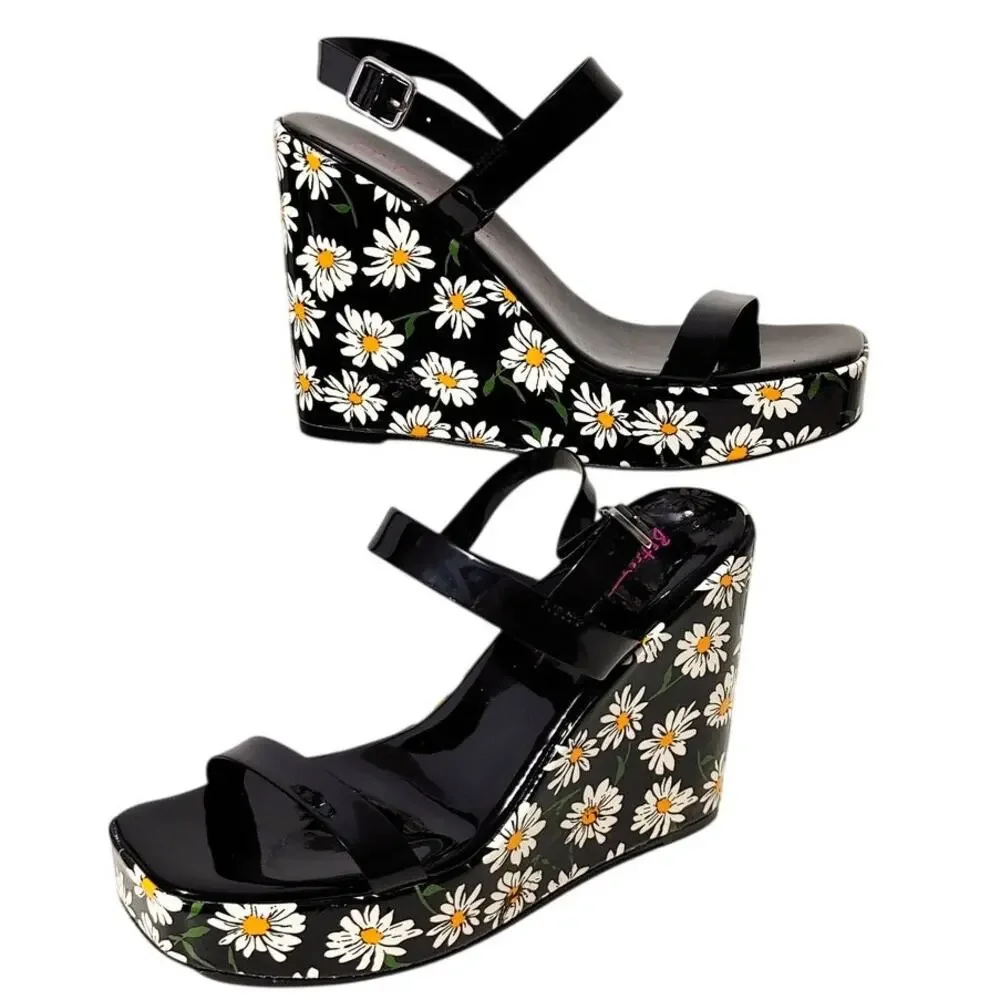 Betsey Johnson Landry Daisy Platform Wedge Sandals Black Floral Women Size 9